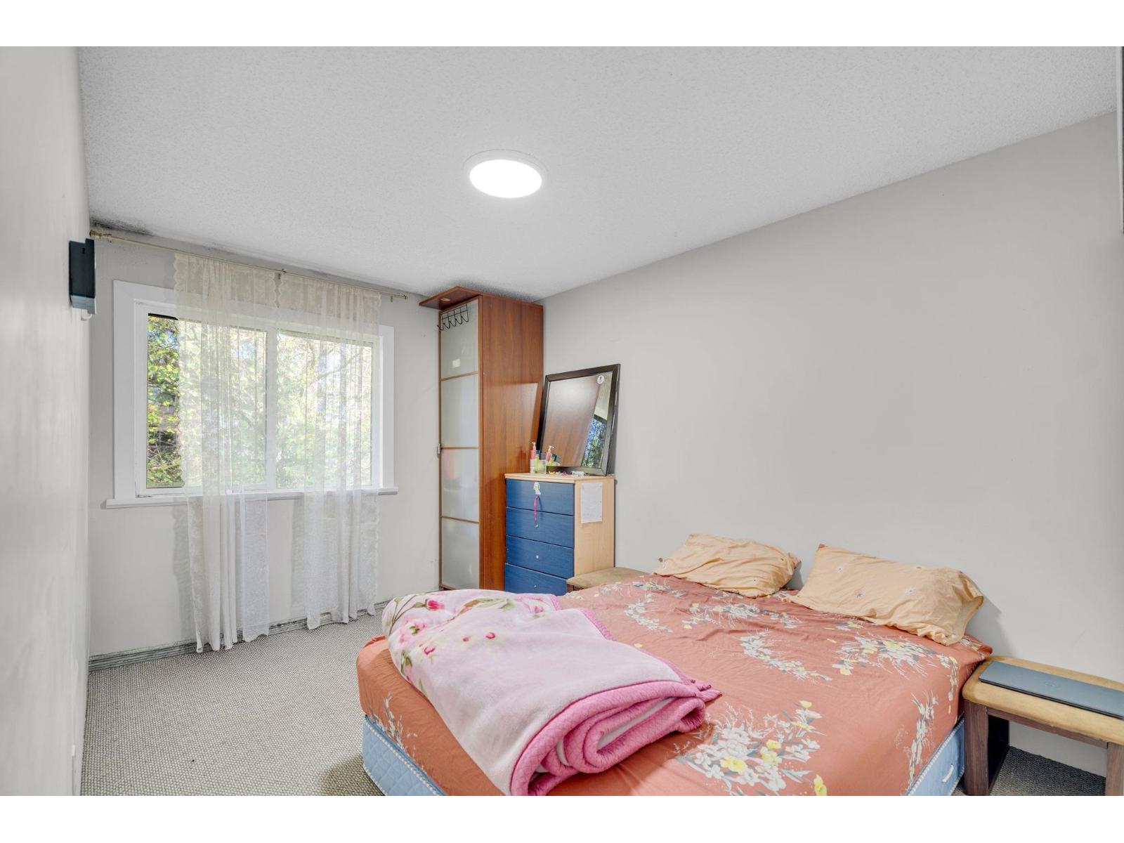 13335 70B AVENUE, Surrey