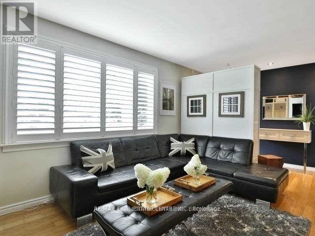 4350 ELM CRESCENT - Photo 4 of 8, Burlington (Shoreacres), Ontario