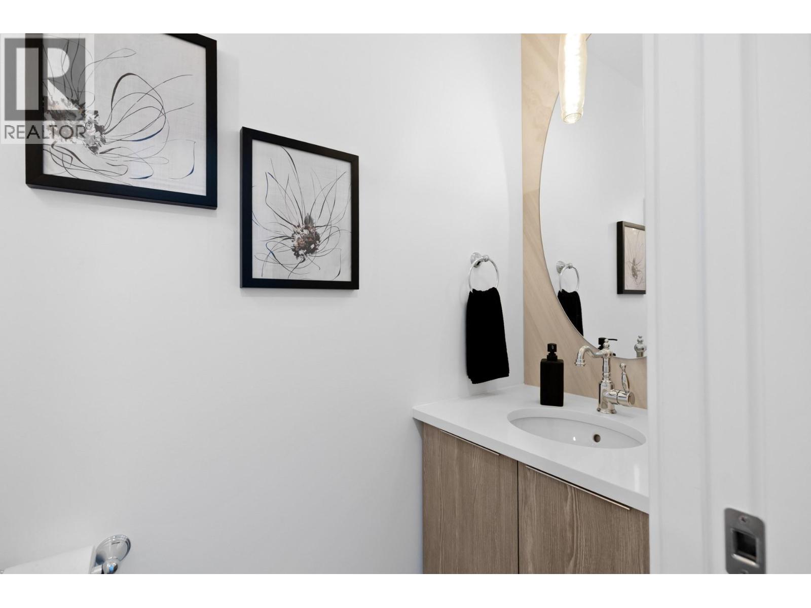 1701 1151 Sunset Drive, Kelowna