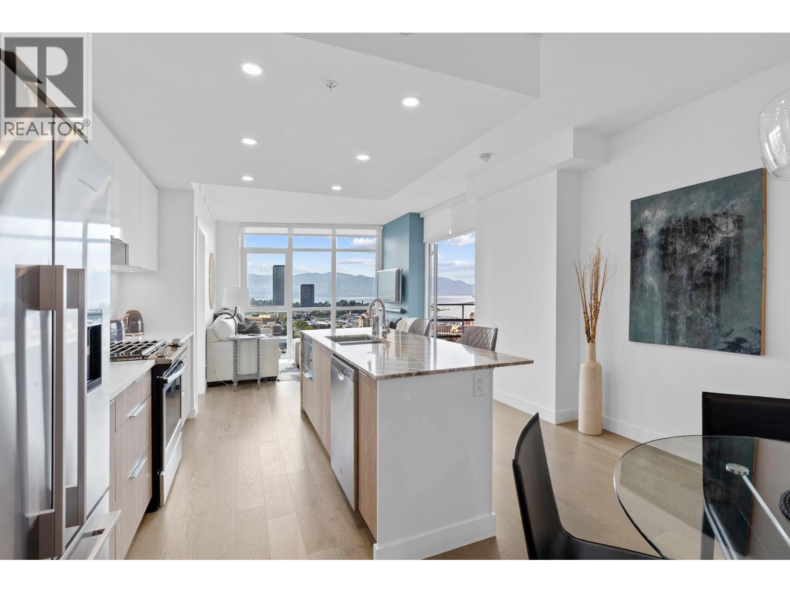 1701 1151 Sunset Drive, Kelowna