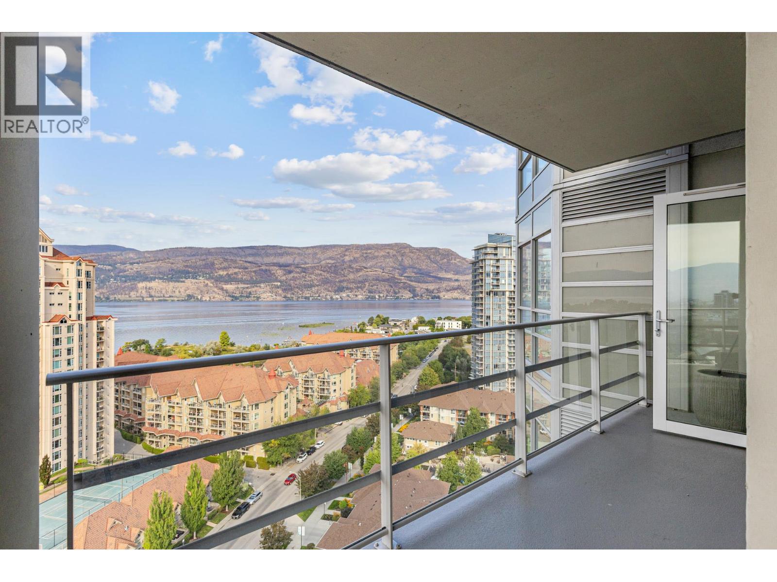 1701 1151 Sunset Drive, Kelowna