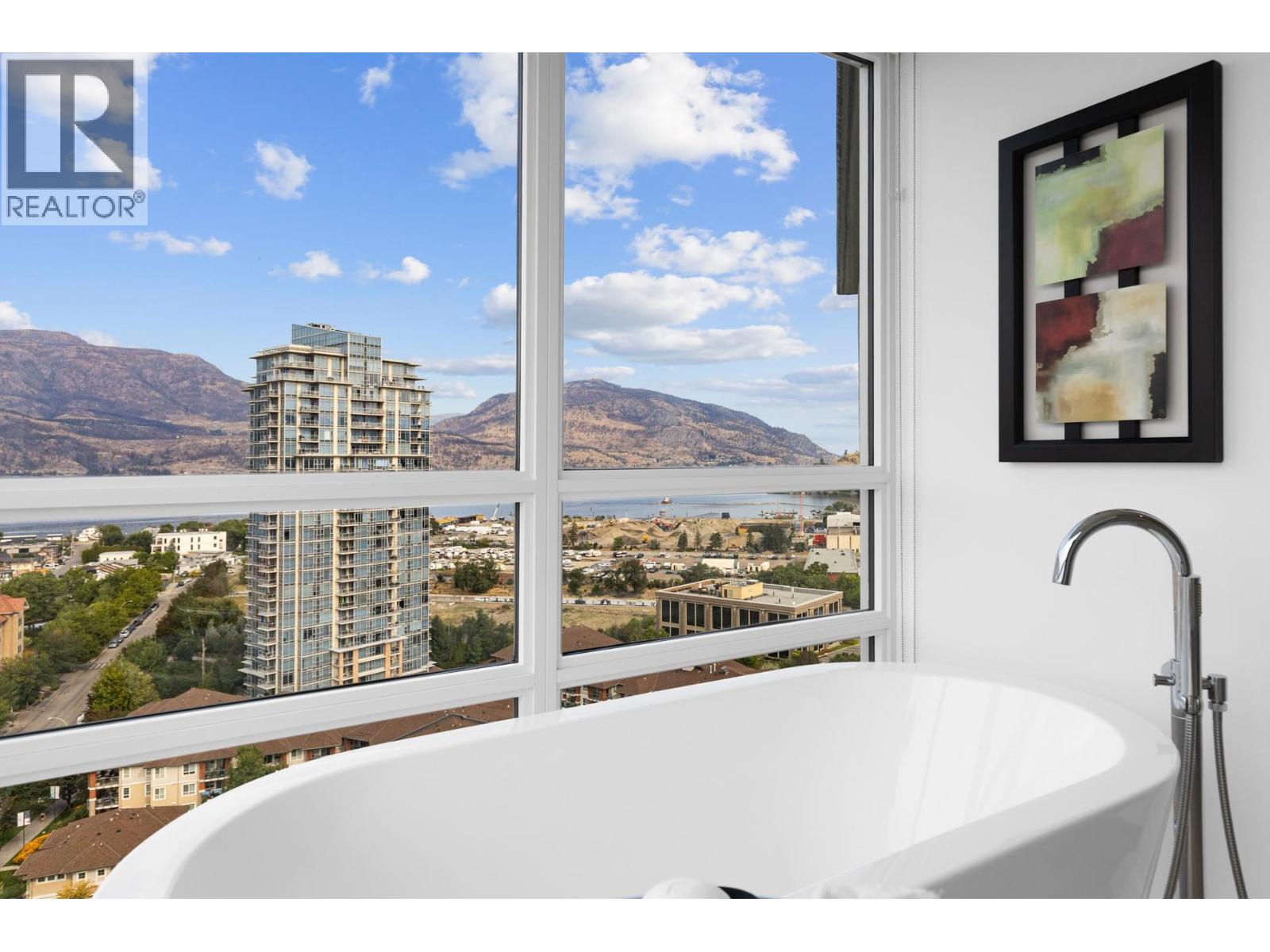 1701 1151 Sunset Drive, Kelowna