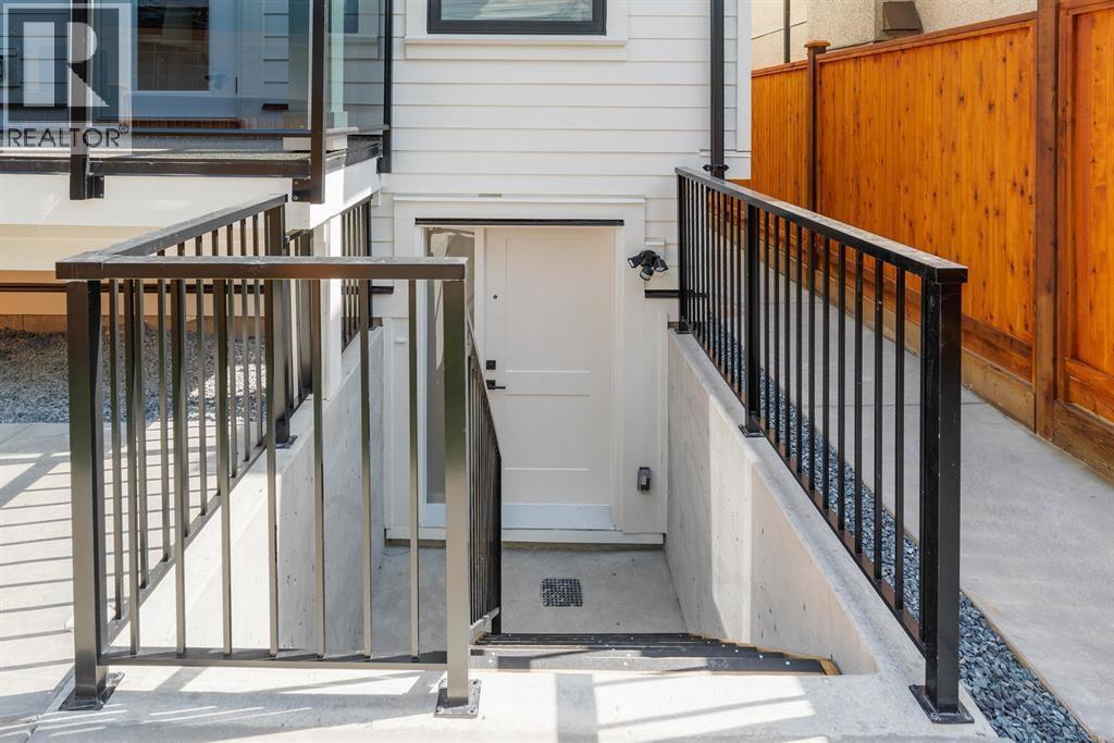 2 1243 NOOTKA STREET, Vancouver