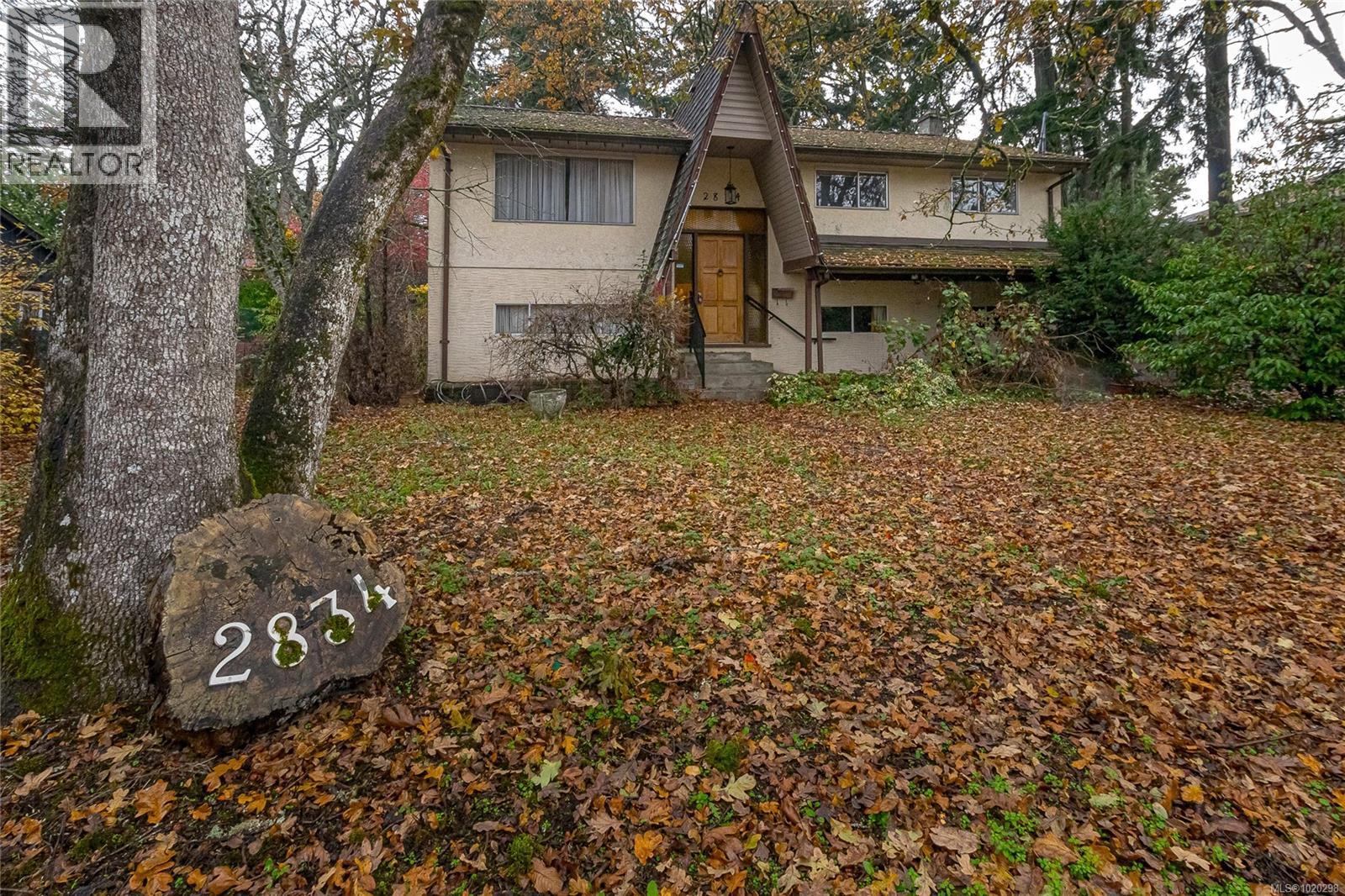 2834 Aldwynd Rd, Langford