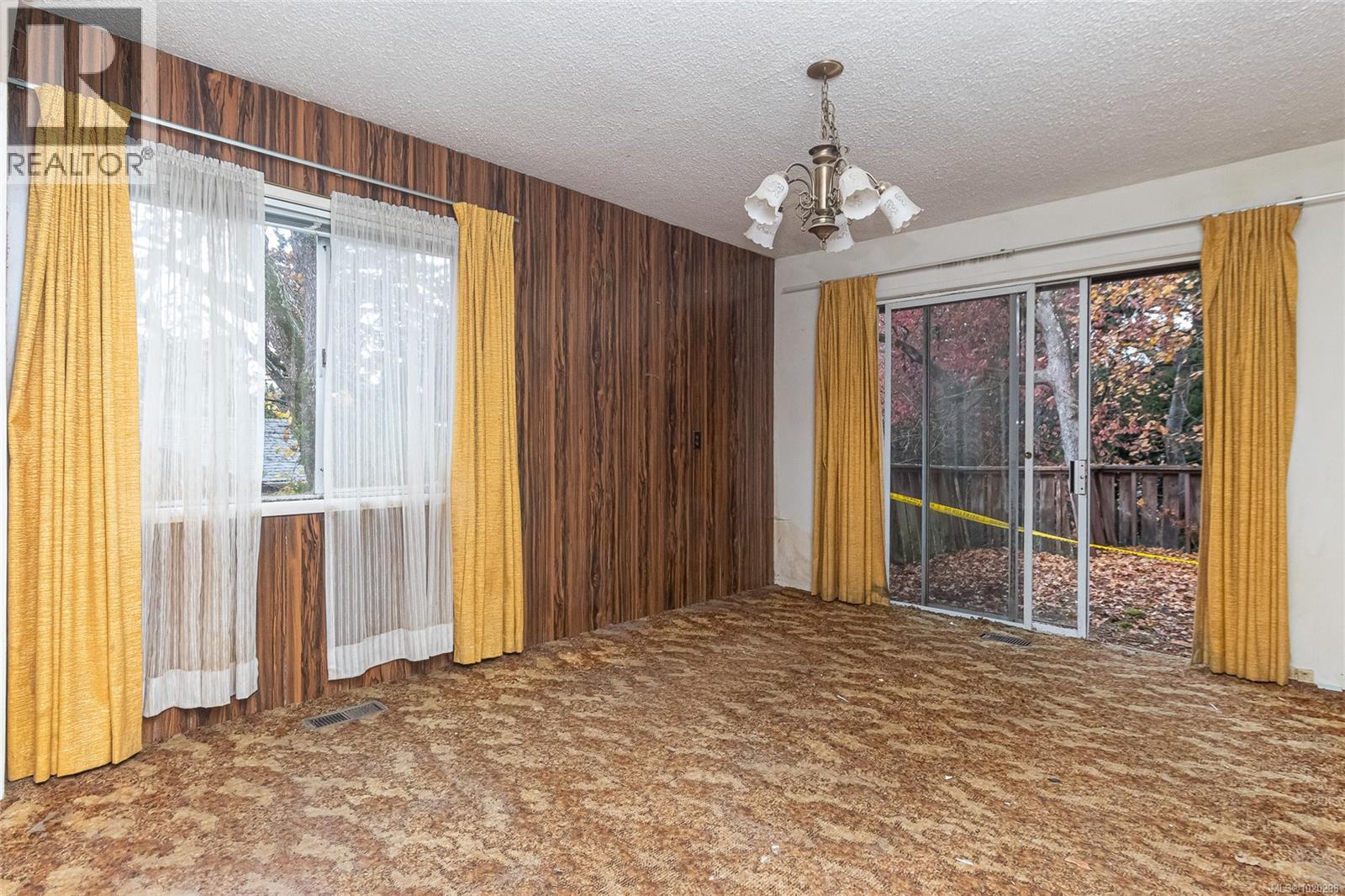 2834 Aldwynd Rd, Langford