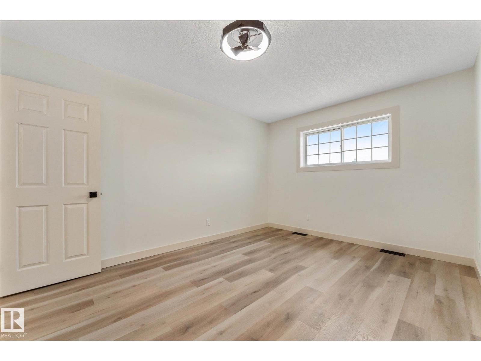 5104 47 ST, Stony Plain