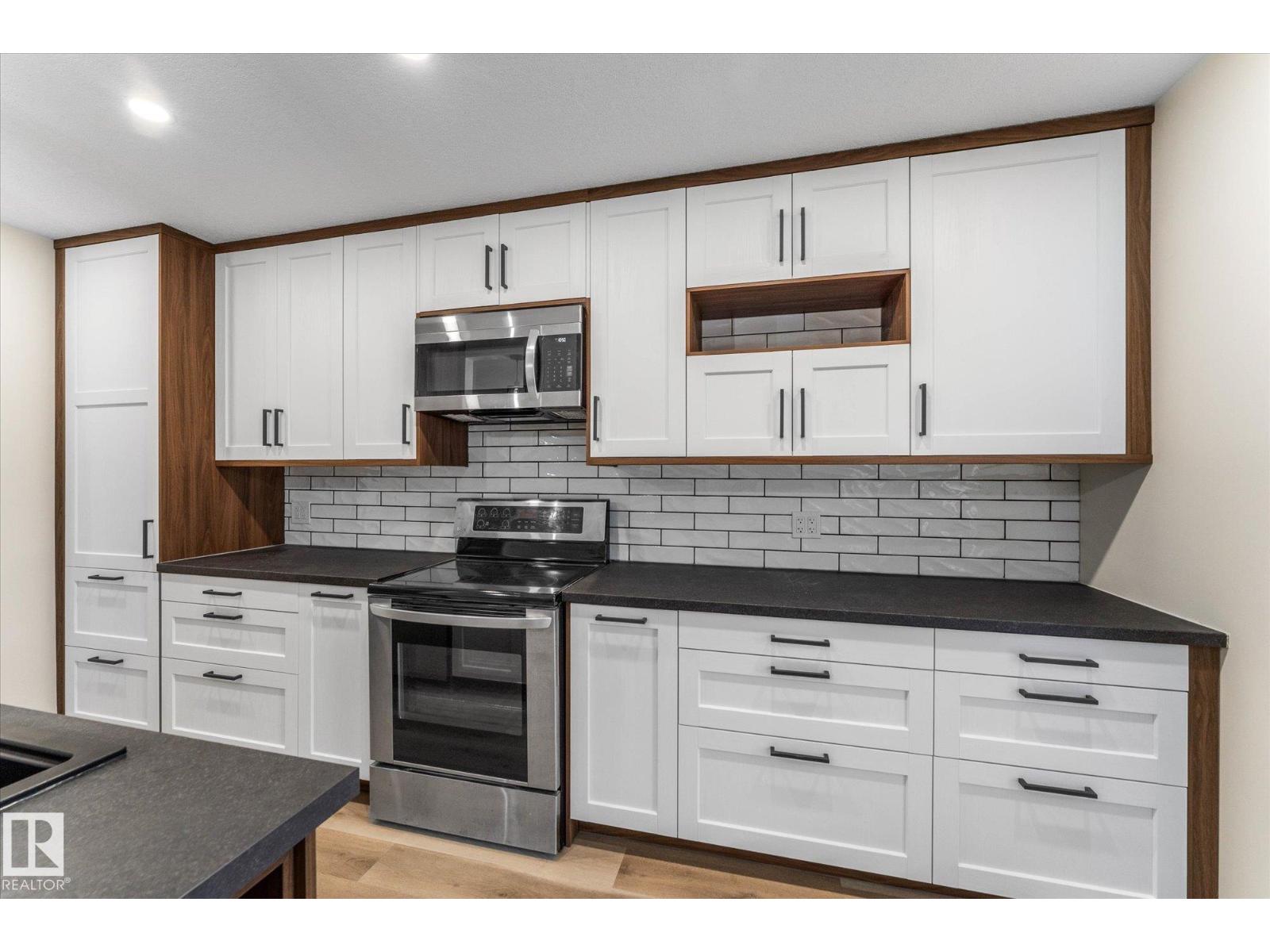 5104 47 ST, Stony Plain