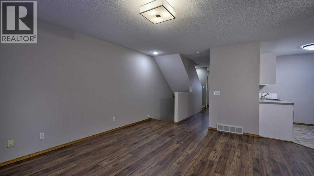 Single Family House for Sale in  Mt Aberdeen Manor SE McKenzie Lake Calgary 