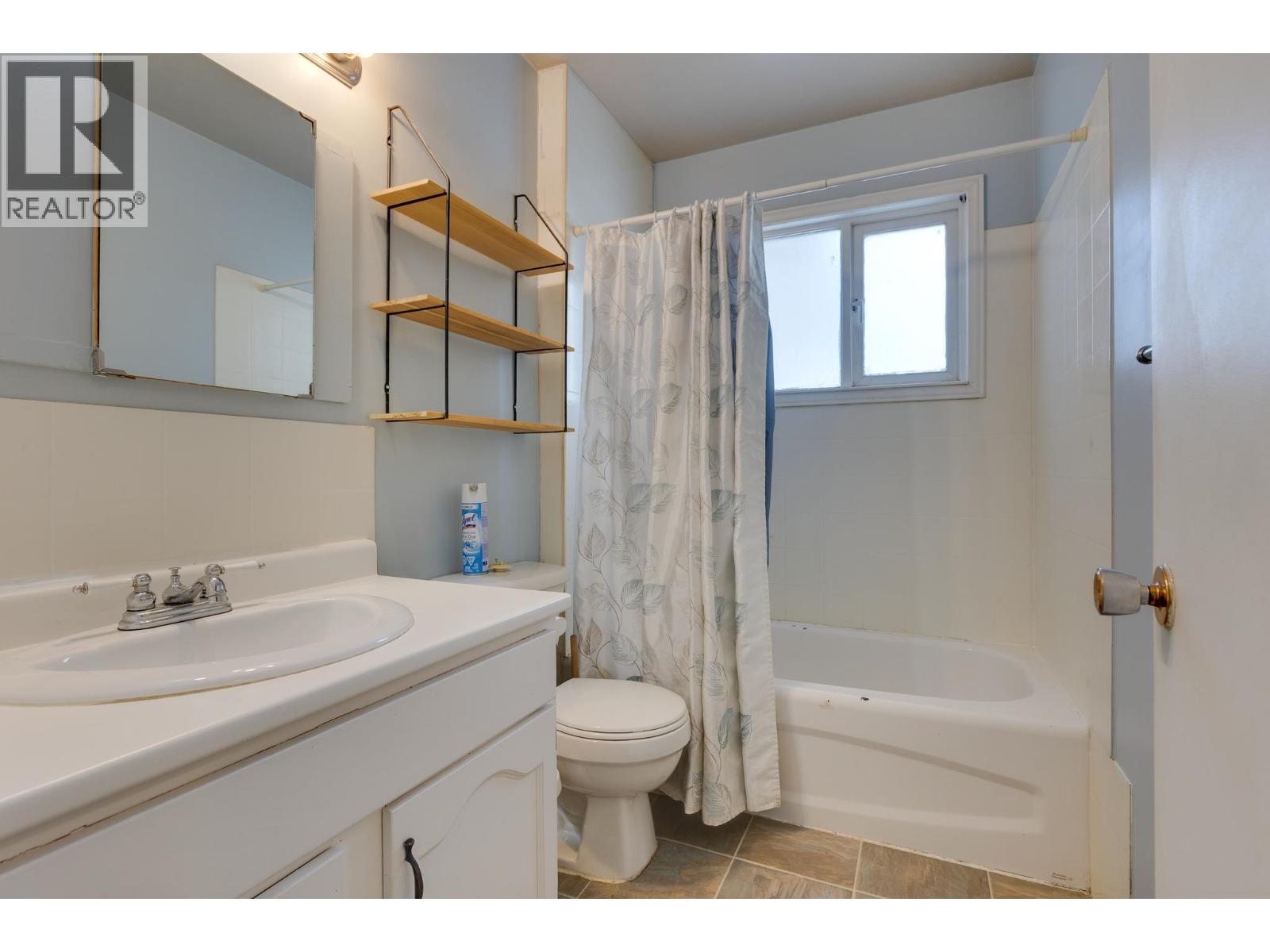 4051 DAVIS ROAD, Prince George