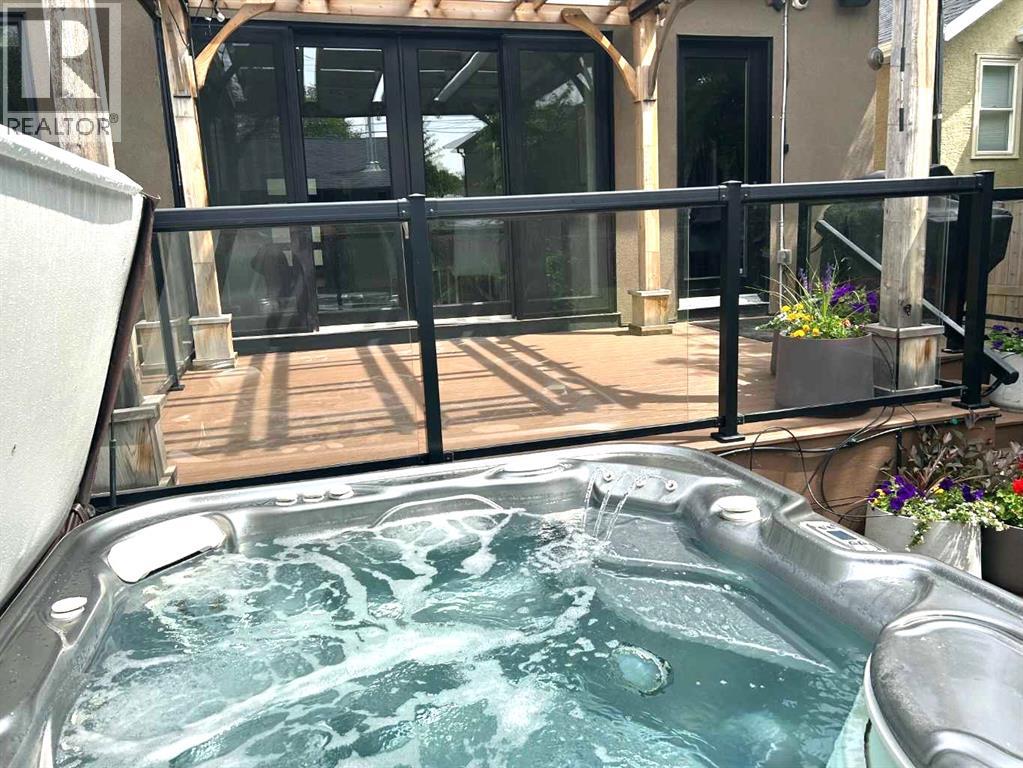 Single Family House for Sale in   Street NE Bridgeland/Riverside Calgary 