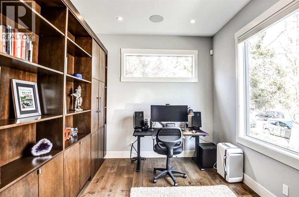 Single Family House for Sale in   Street NE Bridgeland/Riverside Calgary 