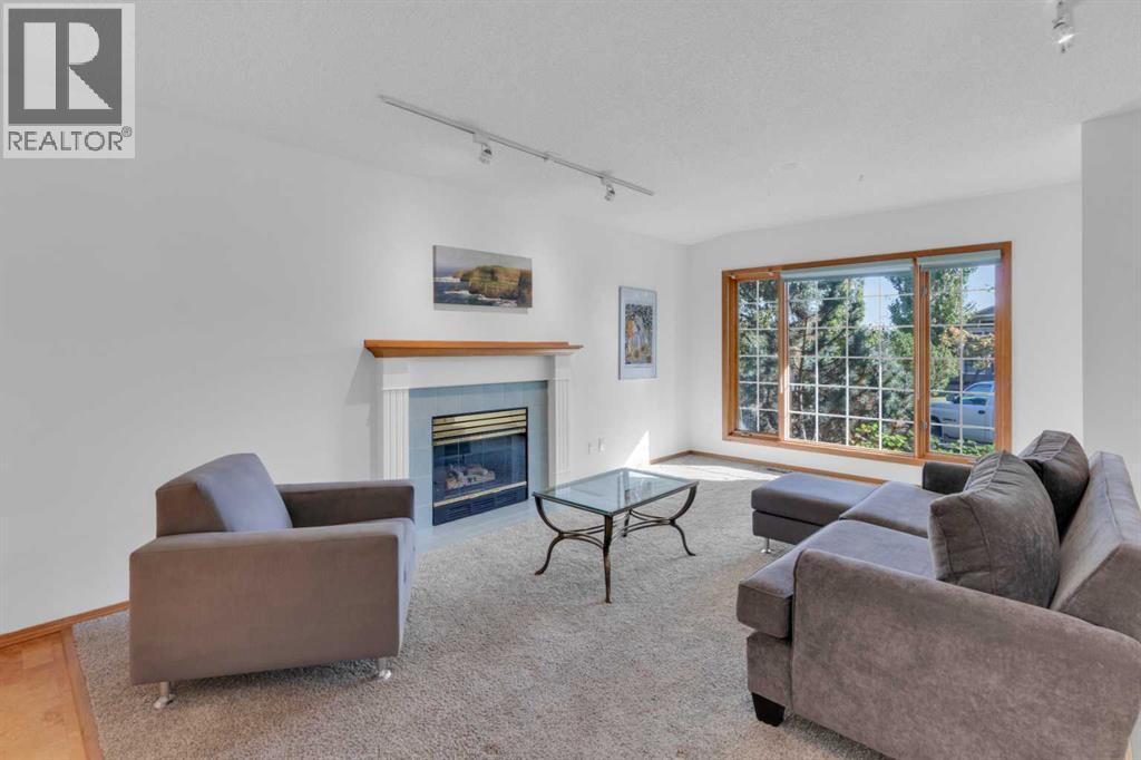 Single Family House Bungalow for Sale in  Christie Gardens SW Christie Park Calgary 