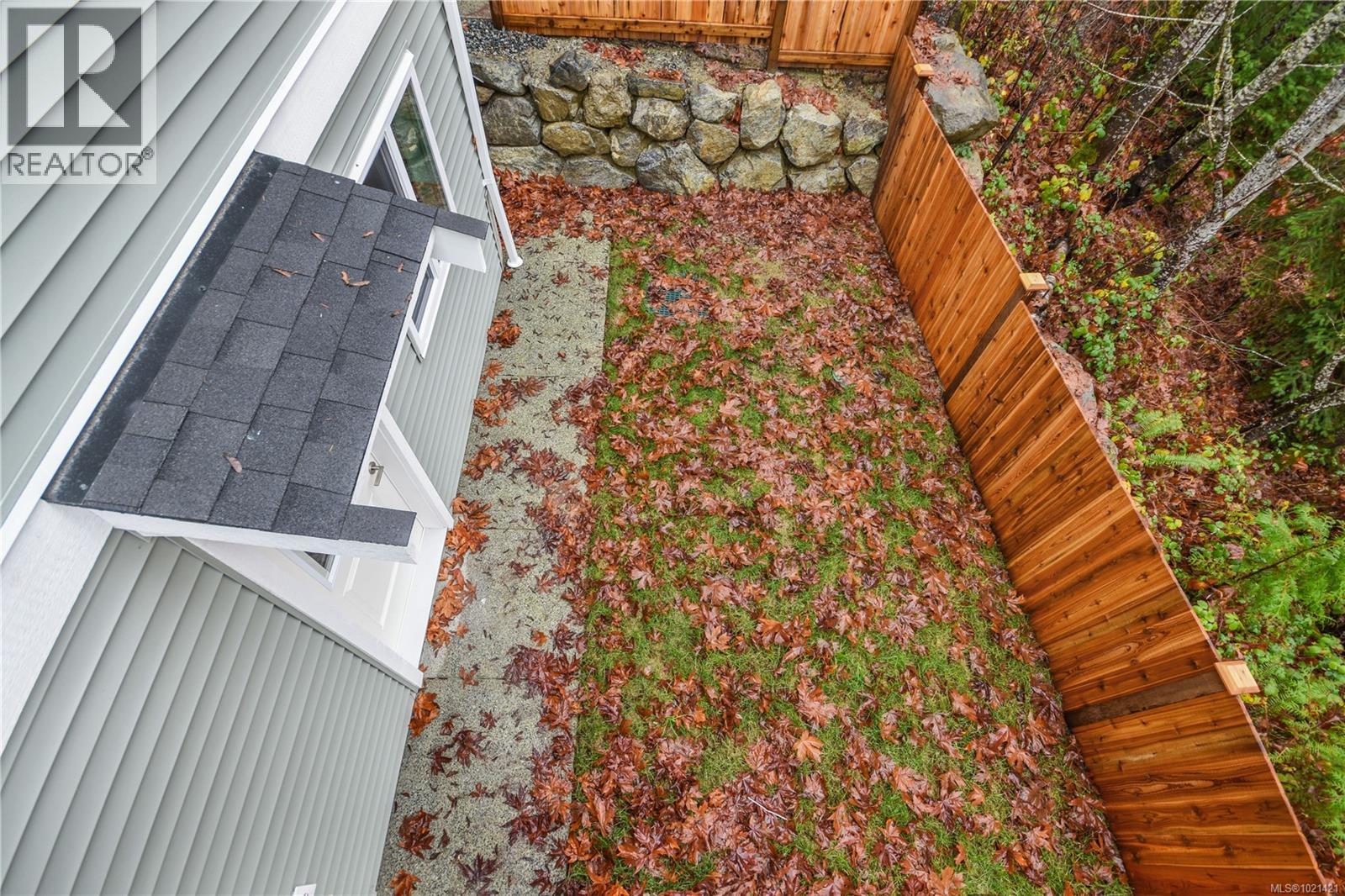 1013 Rozzano Pl, Ladysmith