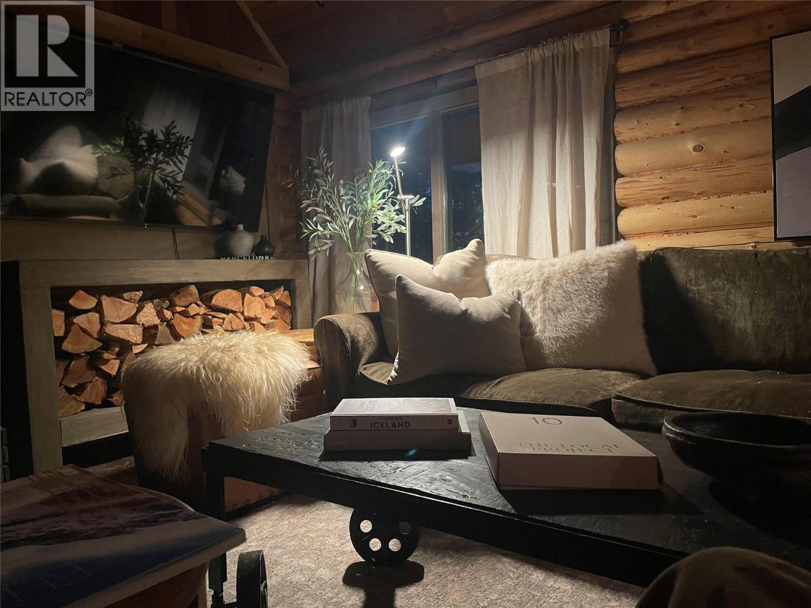 1166 APEX MOUNTAIN Road, Penticton