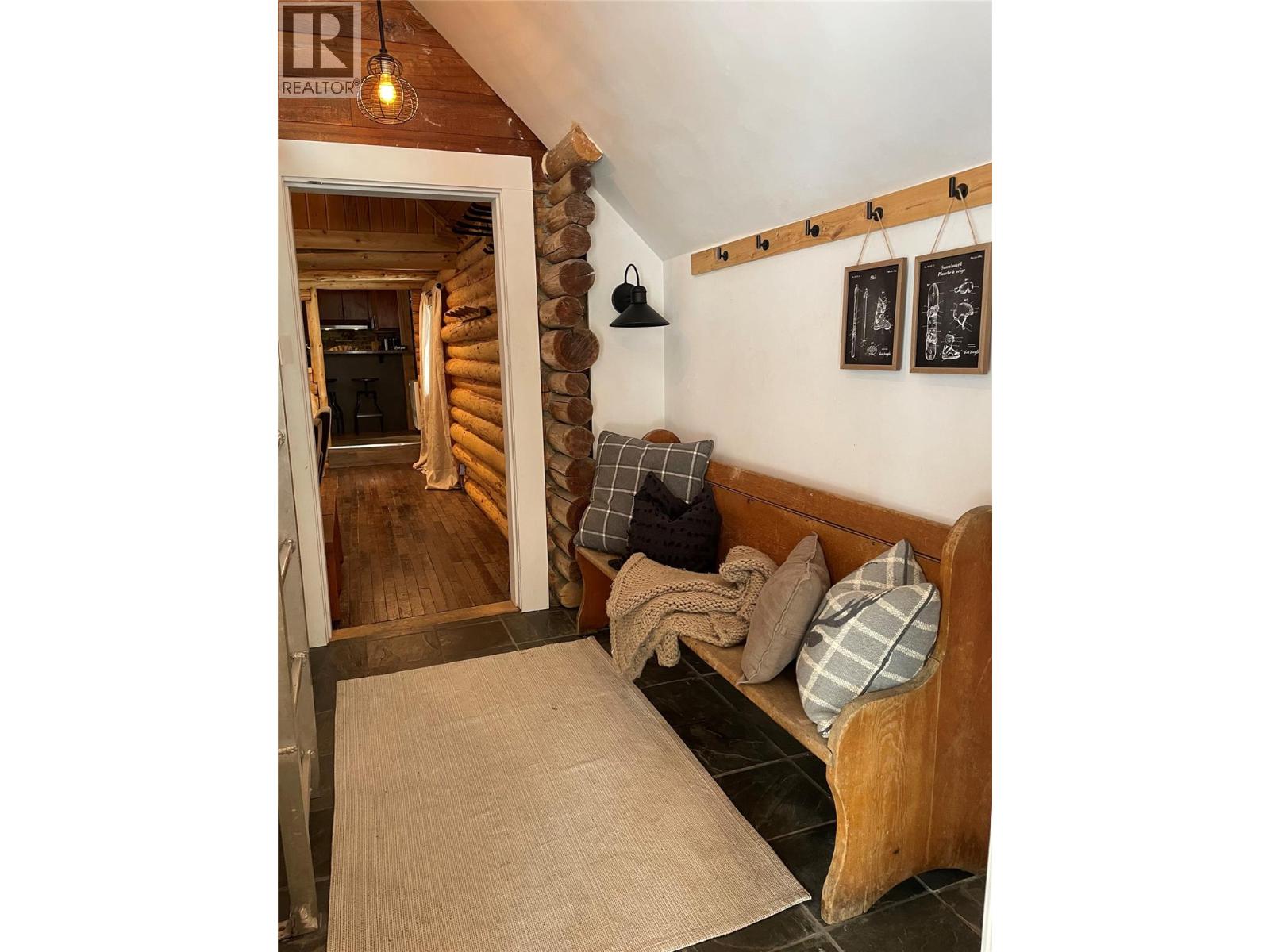 1166 APEX MOUNTAIN Road, Penticton