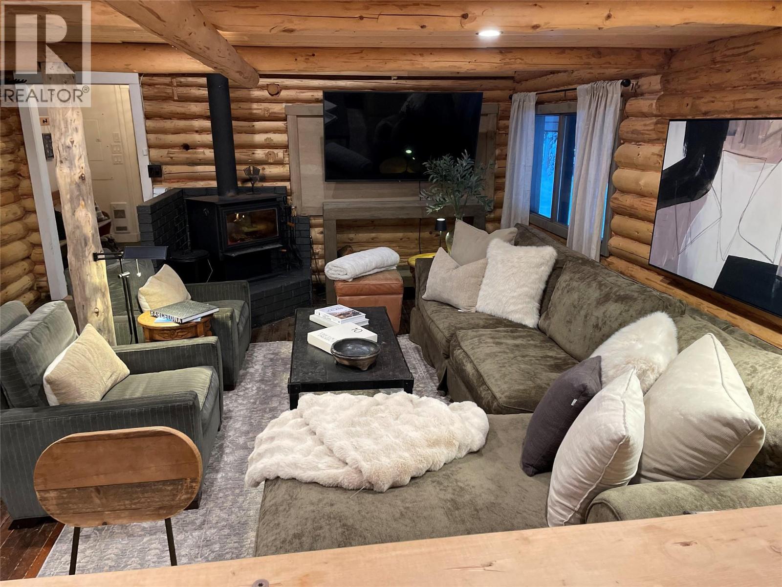 1166 APEX MOUNTAIN Road, Penticton