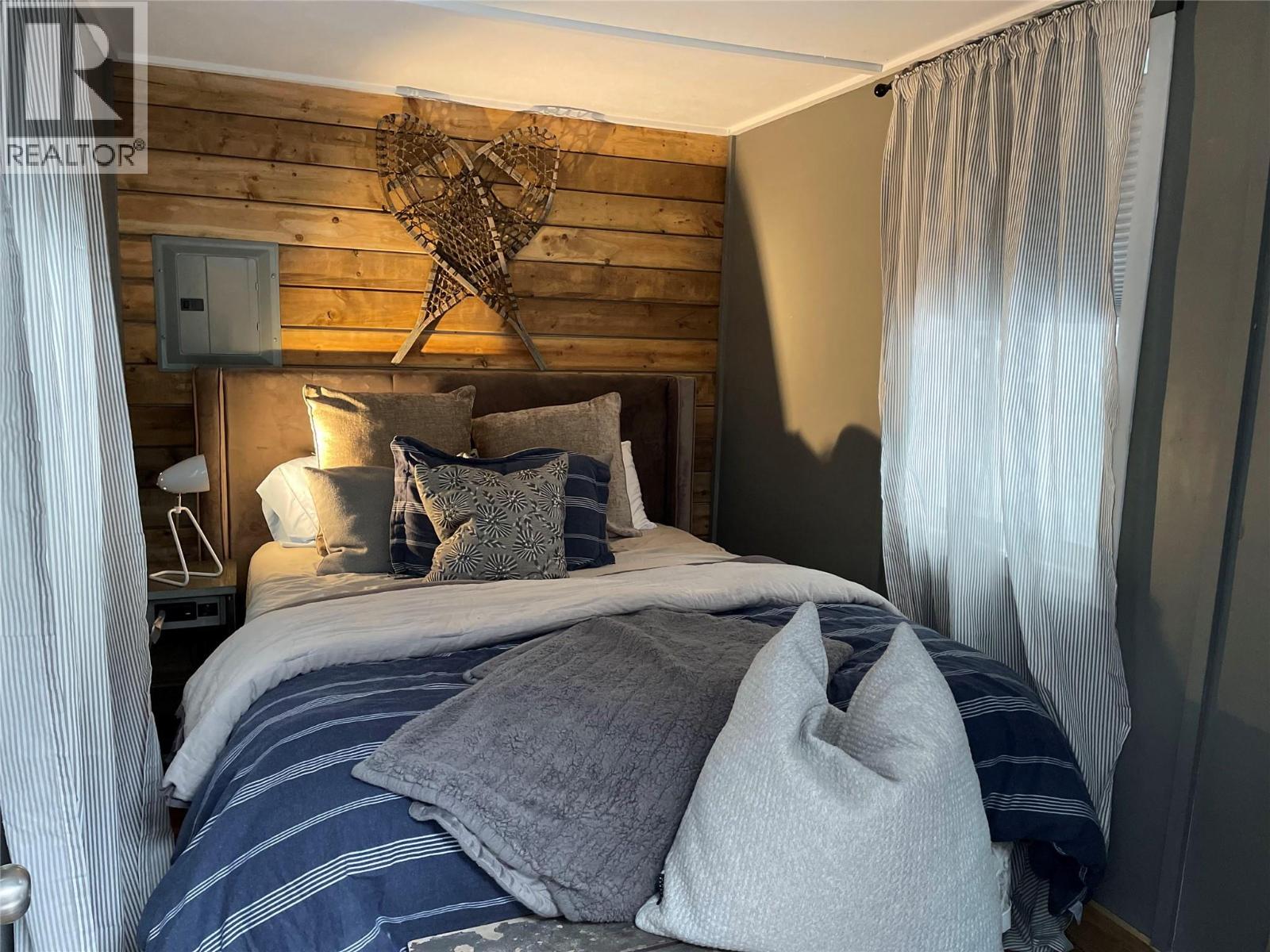 1166 APEX MOUNTAIN Road, Penticton