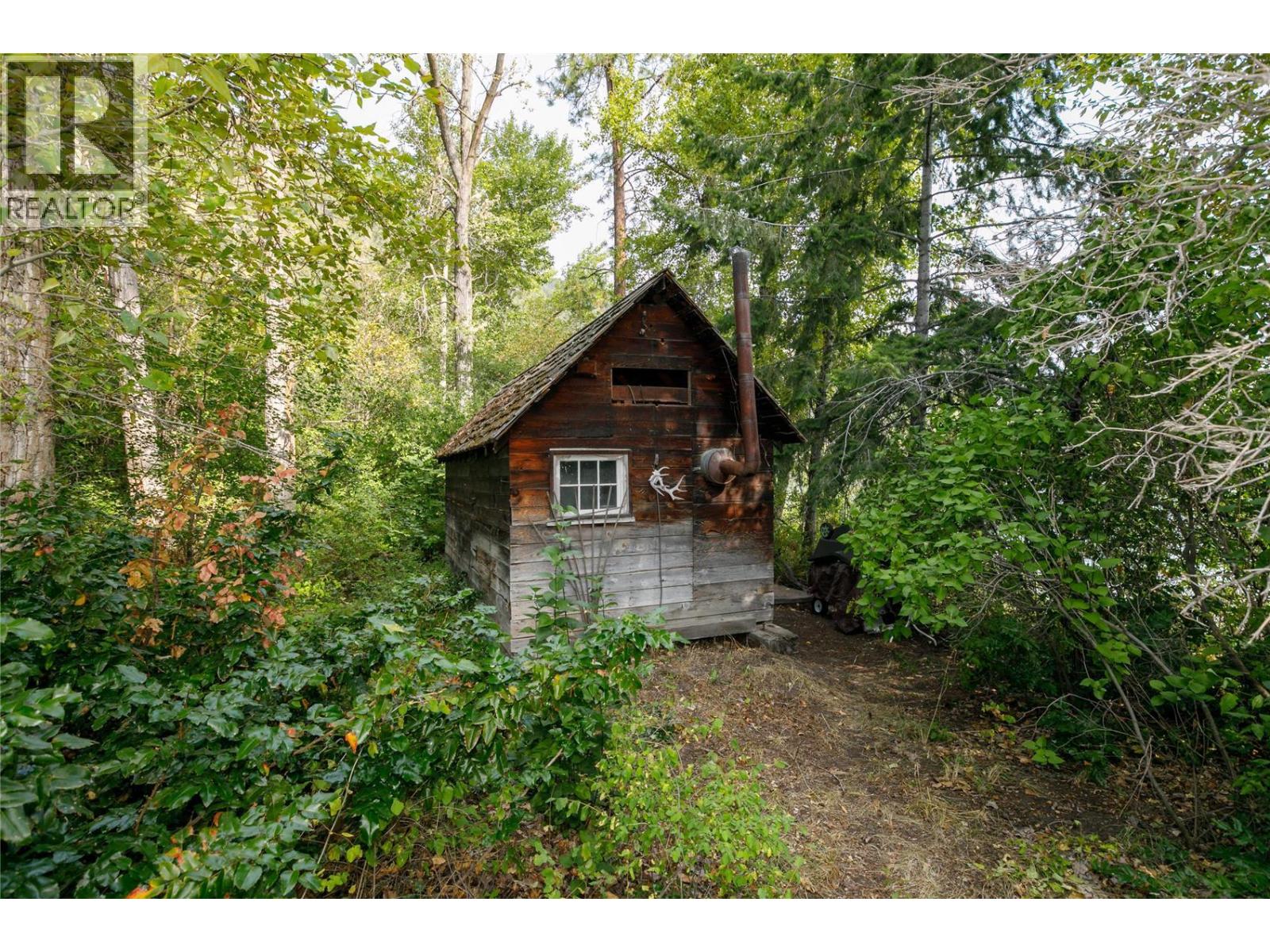  16821 Owl's Nest Road, Oyama