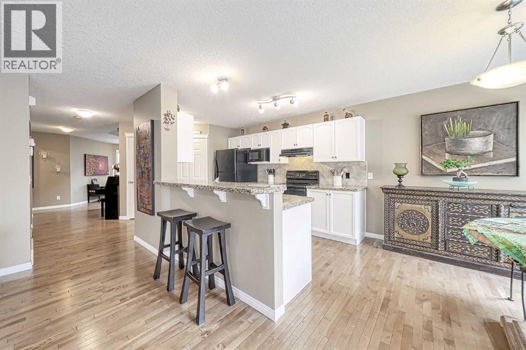 Single Family House for Sale in  Everwoods Road SW Evergreen Calgary 
