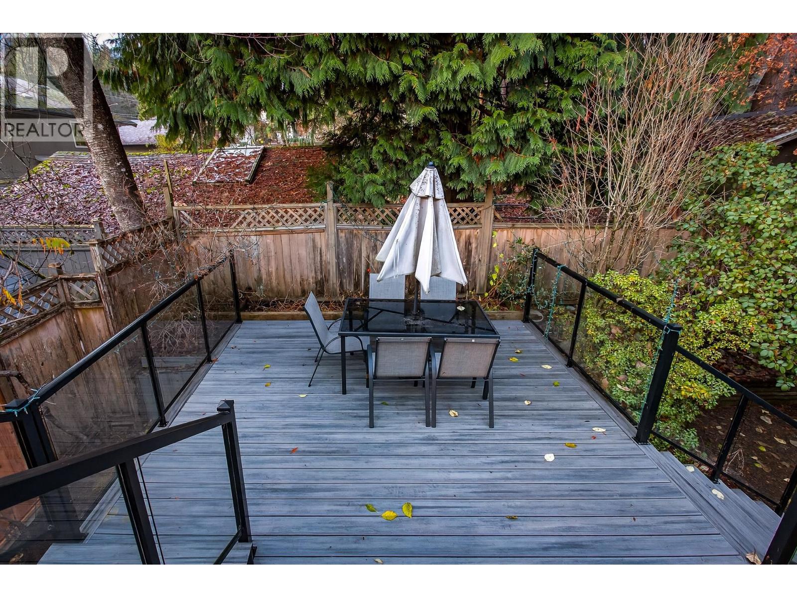 1614 LYNN VALLEY ROAD, North Vancouver