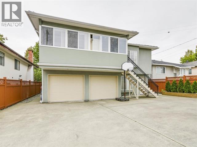 4407 PARKER STREET - Photo 2 of 4, Burnaby, British Columbia