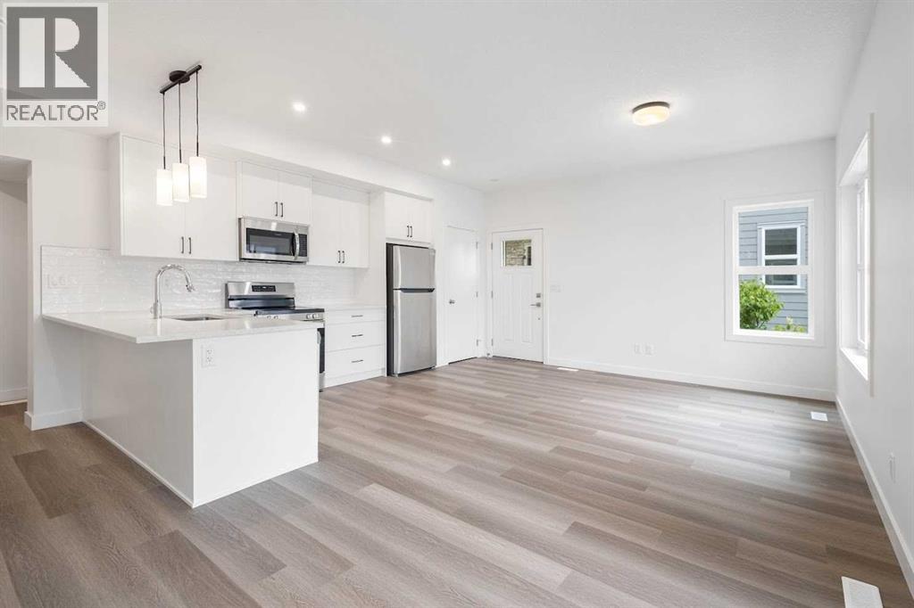 Single Family House for Sale in    Street SW Springbank Hill Calgary 