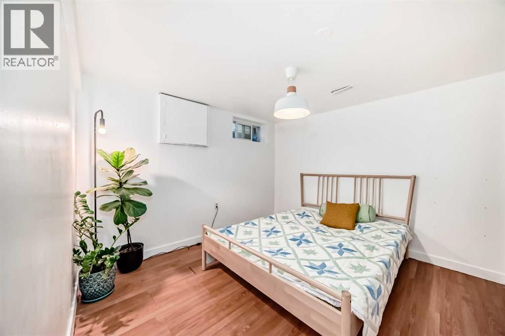 Single Family House Bungalow for Sale in  Castleglen Crescent NE Castleridge Calgary 