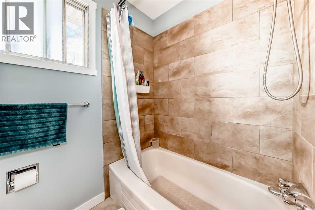 Single Family House for Sale in  Whitewood Place NE Whitehorn Calgary 