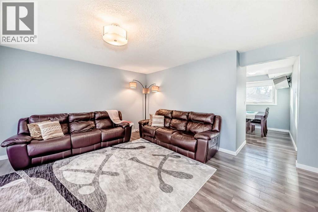Single Family House for Sale in  Whitewood Place NE Whitehorn Calgary 