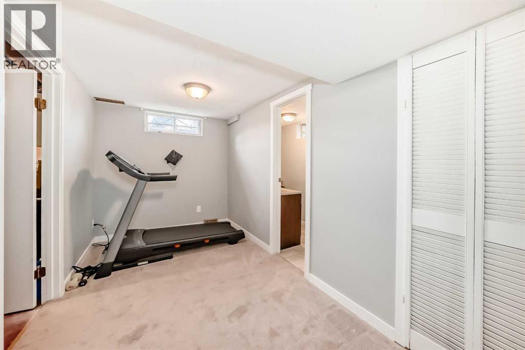 Single Family House for Sale in  Whitewood Place NE Whitehorn Calgary 