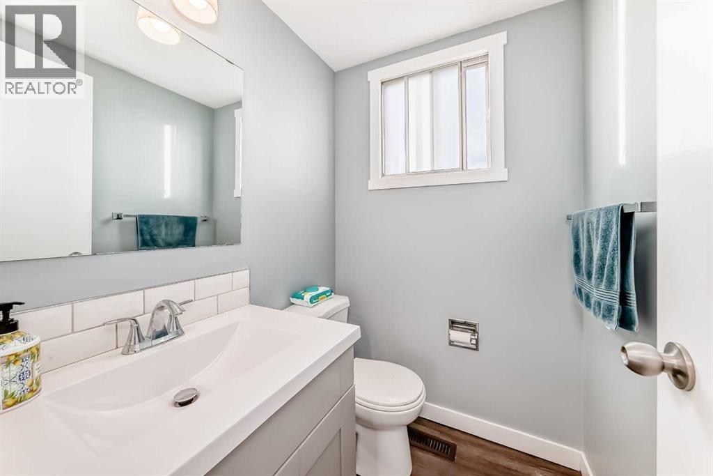 Single Family House for Sale in  Whitewood Place NE Whitehorn Calgary 