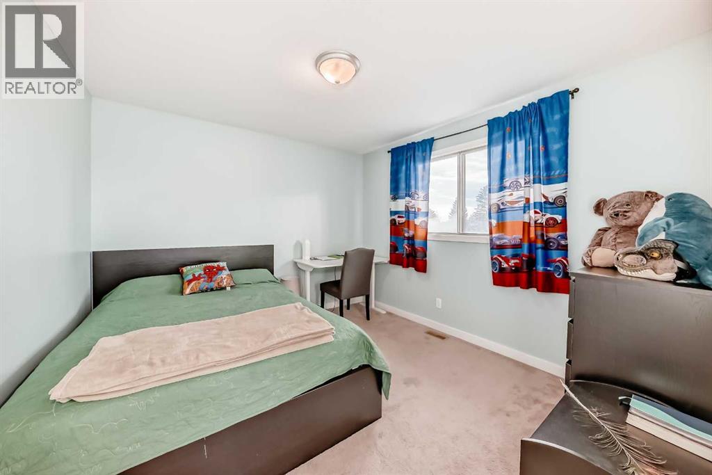 Single Family House for Sale in  Whitewood Place NE Whitehorn Calgary 