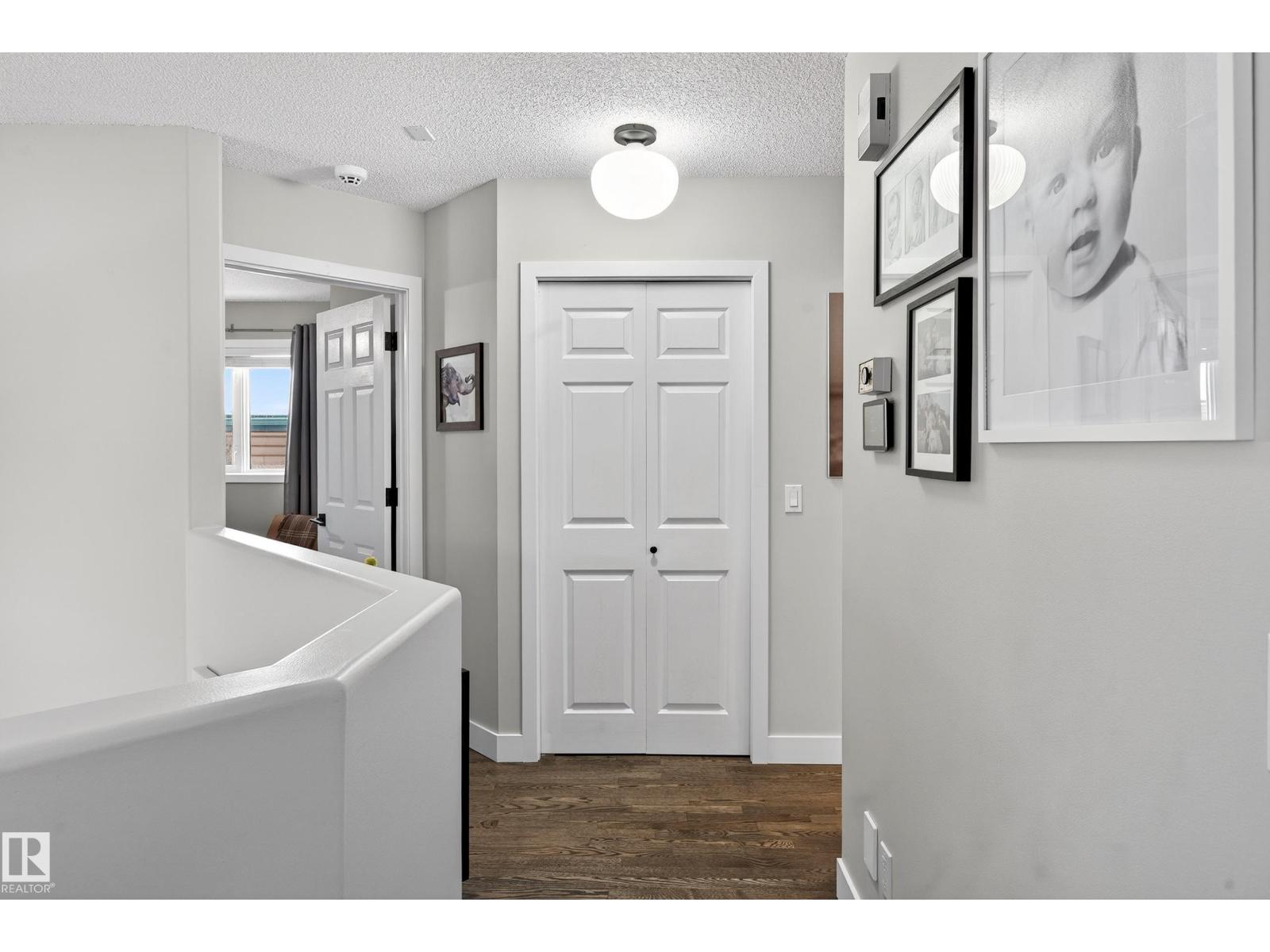 1 HUNTER PL, St. Albert