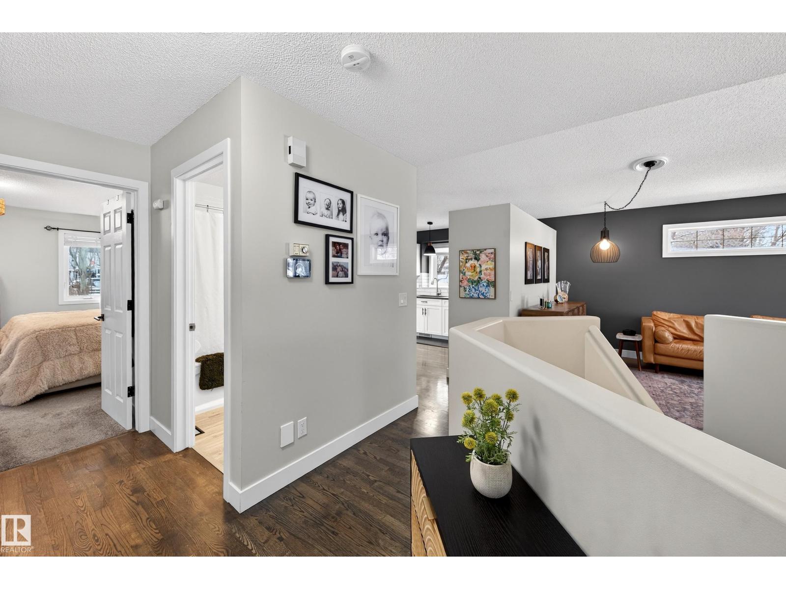 1 HUNTER PL, St. Albert