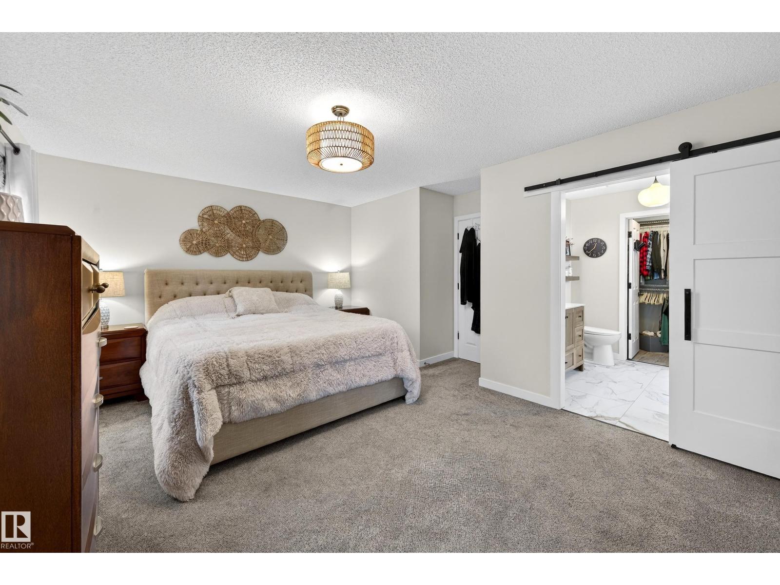 1 HUNTER PL, St. Albert