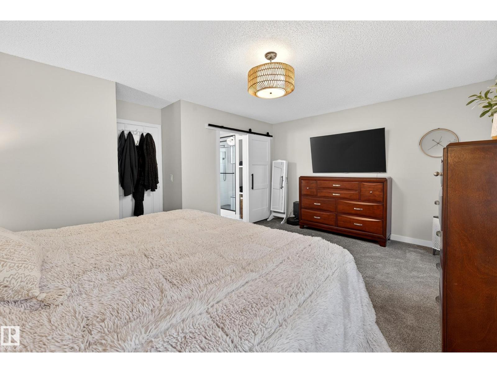 1 HUNTER PL, St. Albert