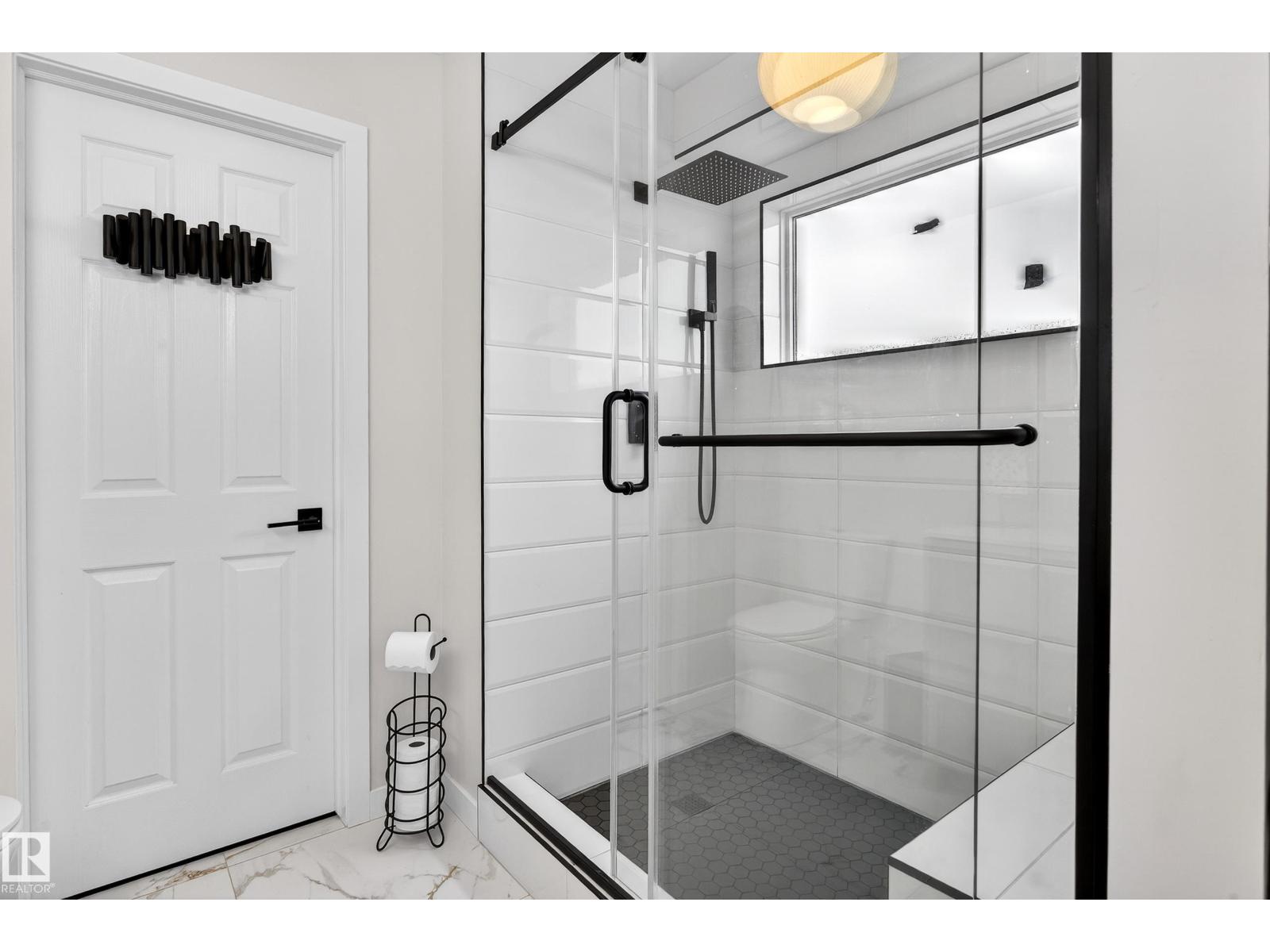 1 HUNTER PL, St. Albert