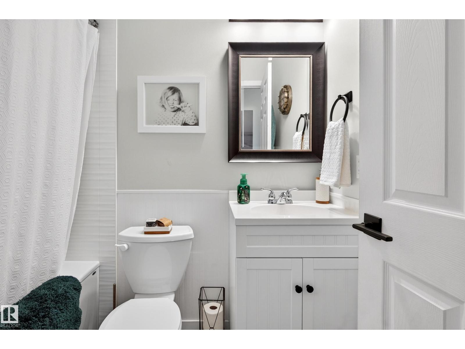 1 HUNTER PL, St. Albert