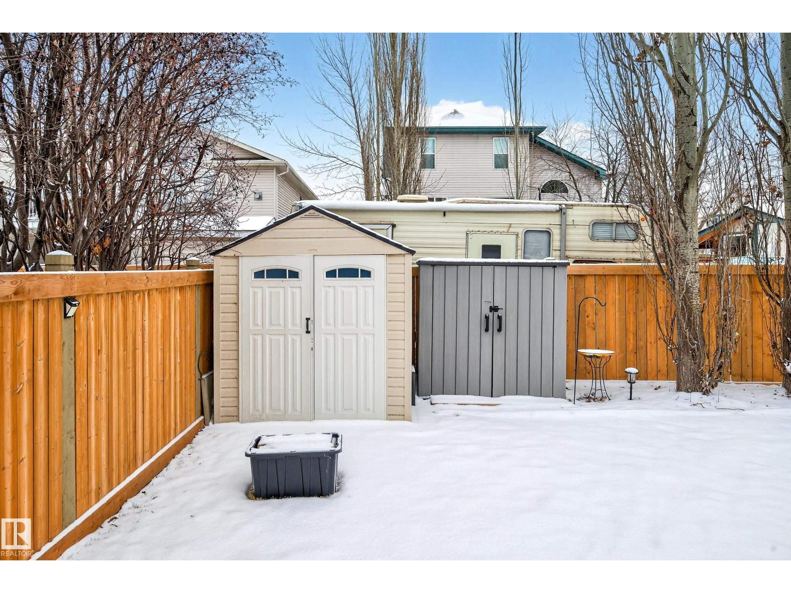 1 HUNTER PL, St. Albert
