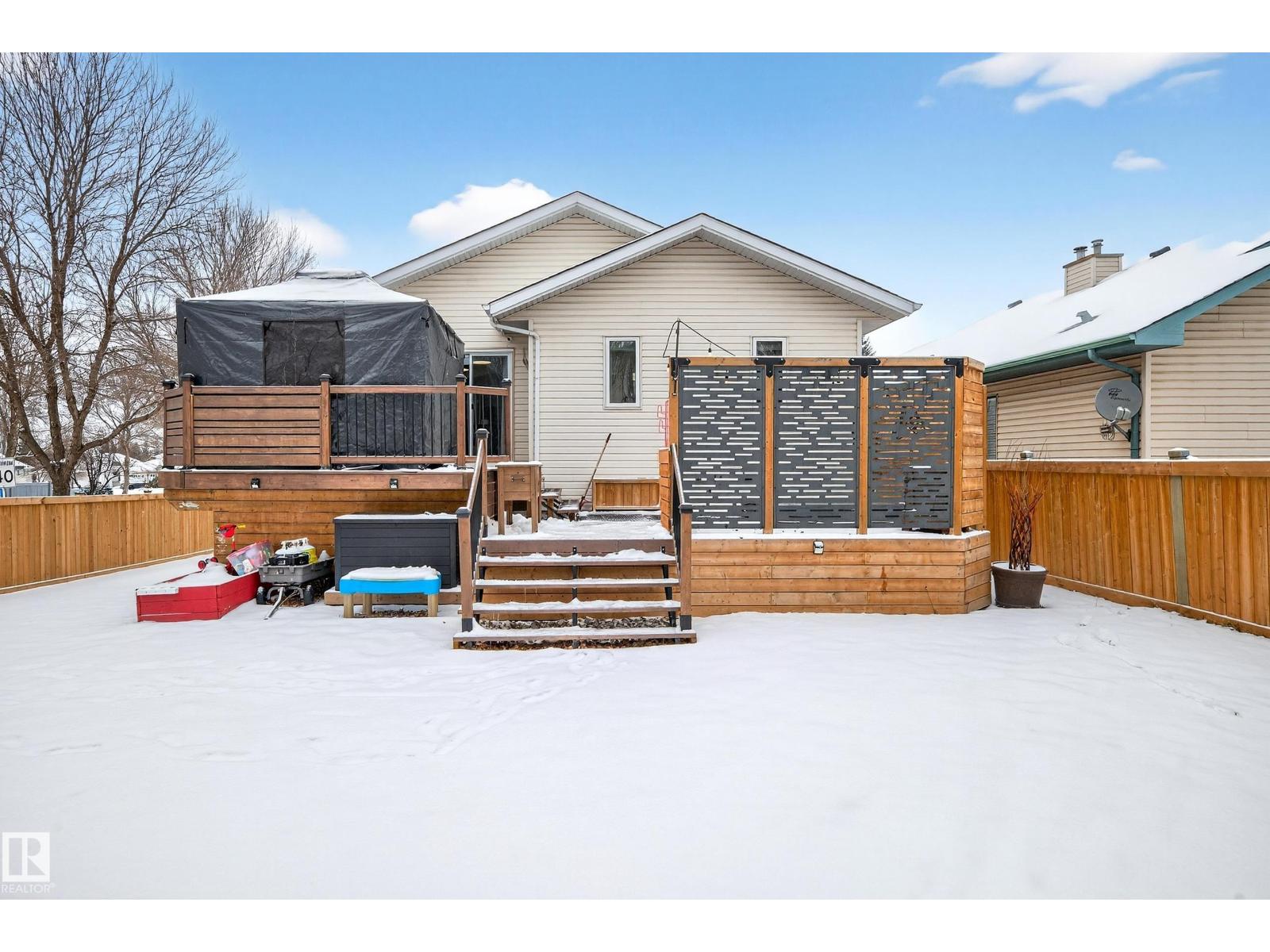 1 HUNTER PL, St. Albert