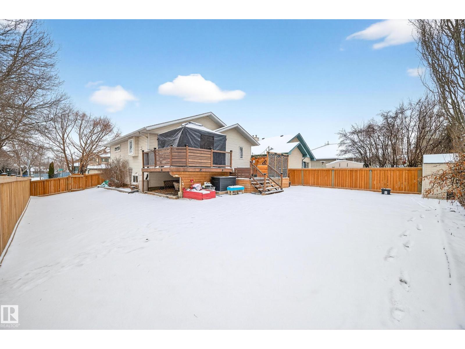 1 HUNTER PL, St. Albert