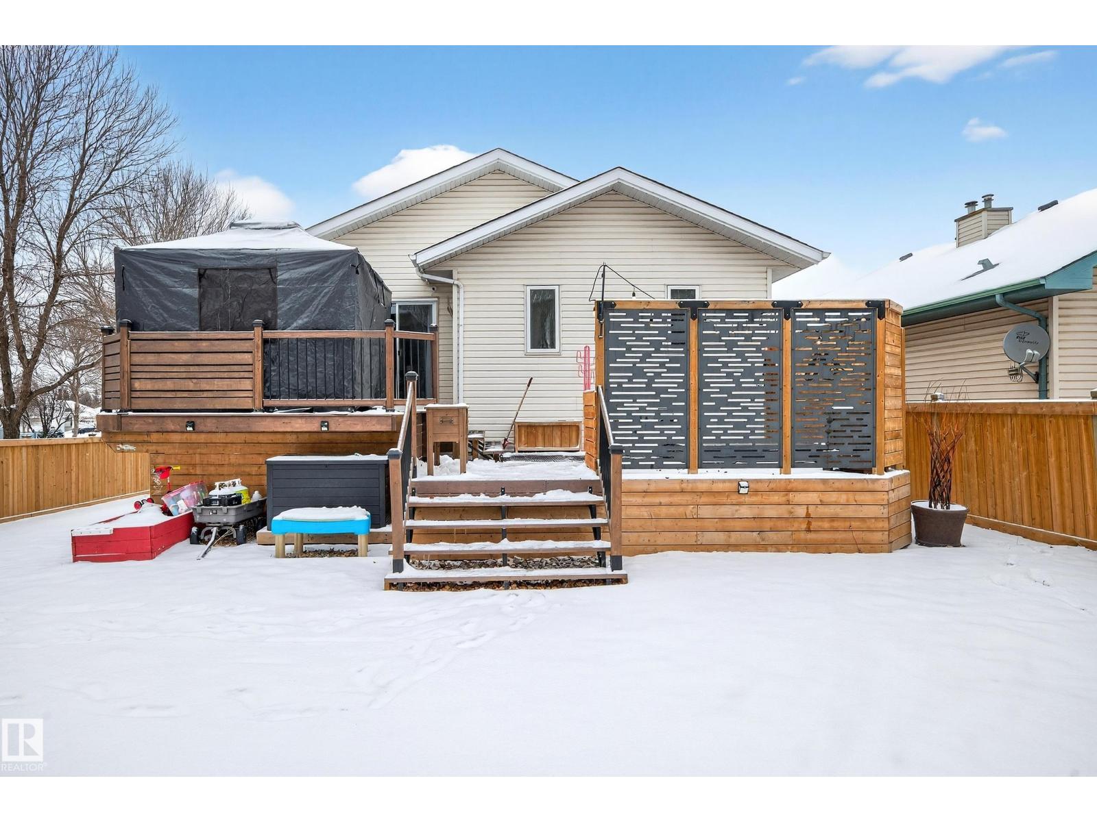 1 HUNTER PL, St. Albert