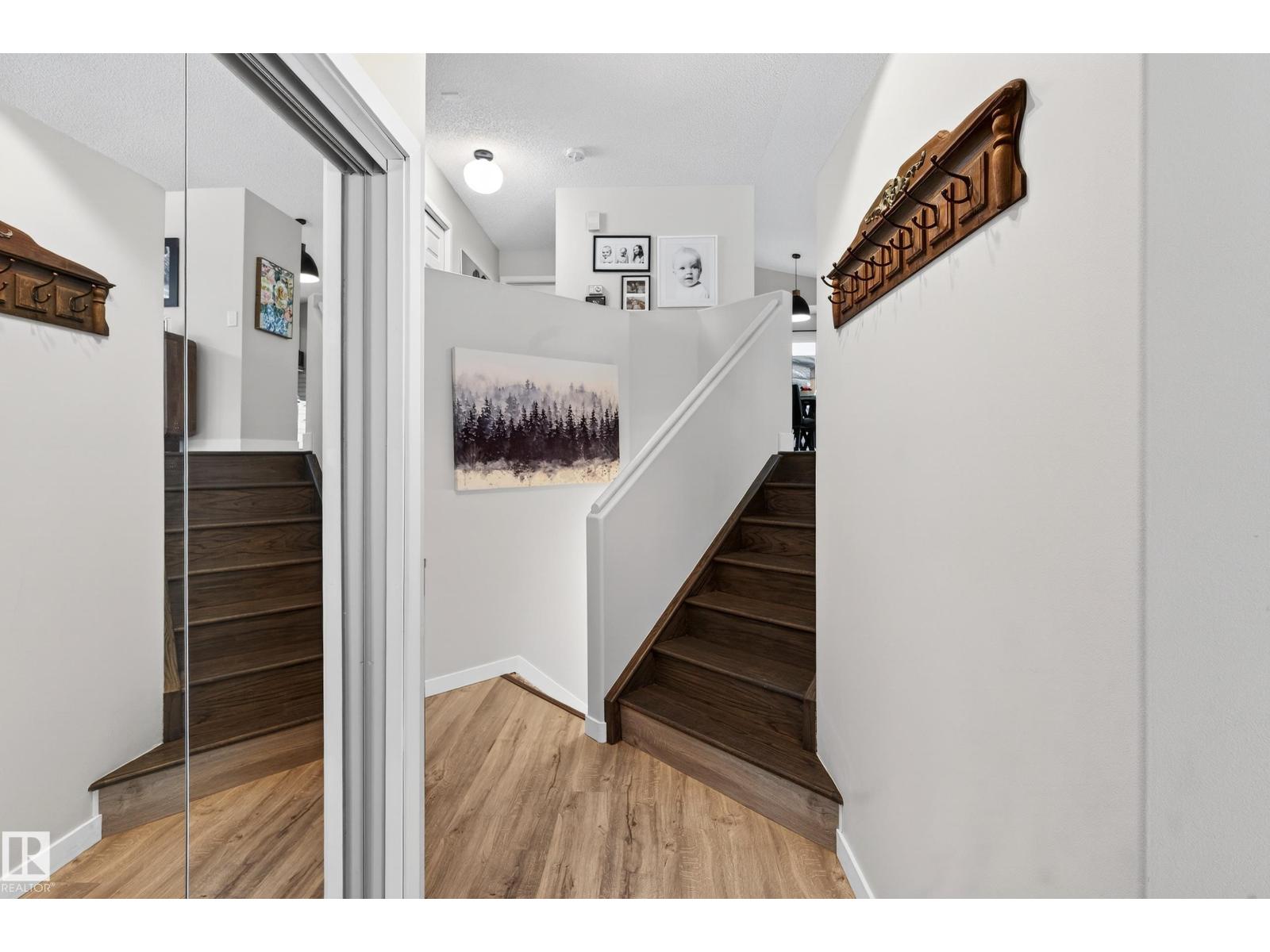 1 HUNTER PL, St. Albert