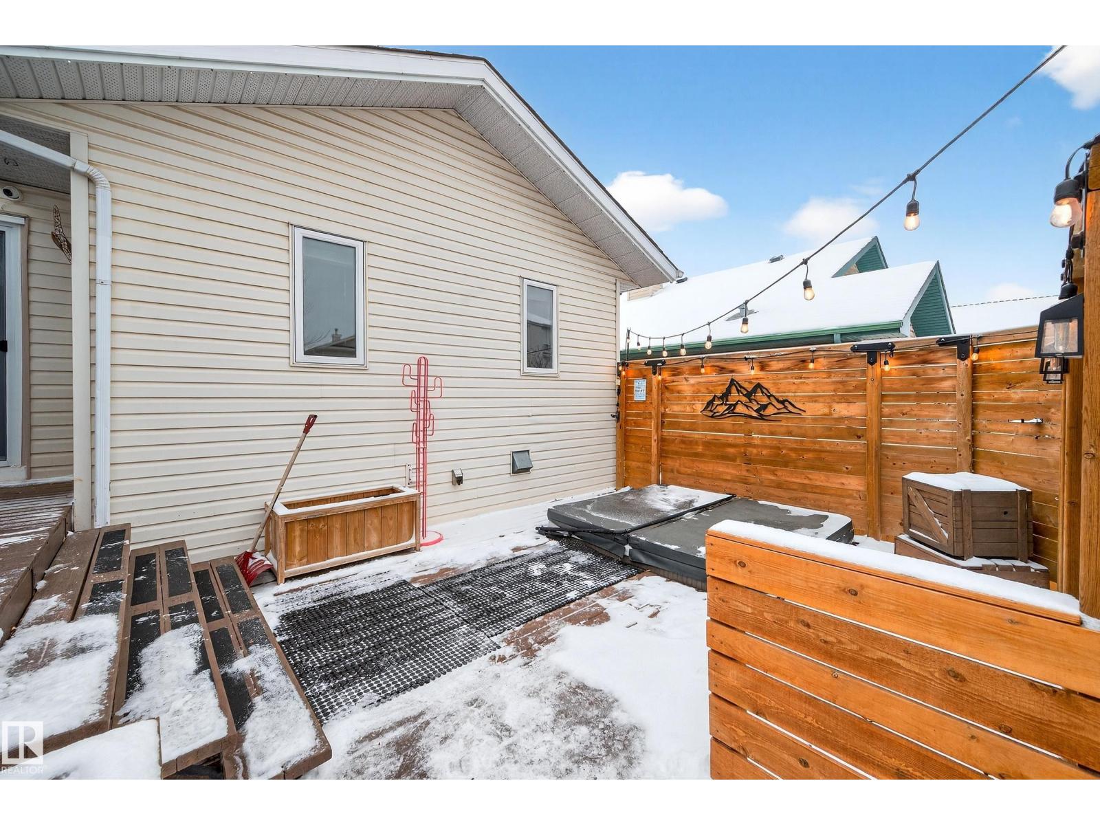 1 HUNTER PL, St. Albert