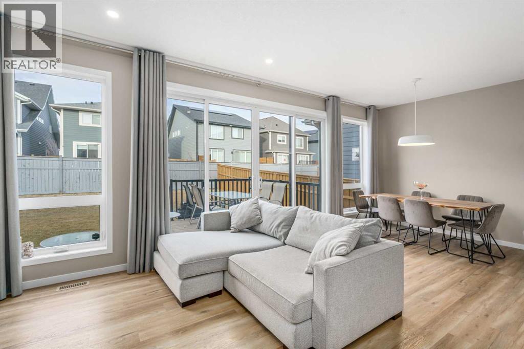 Single Family House for Sale in  Magnolia Terrace SE Mahogany Calgary 