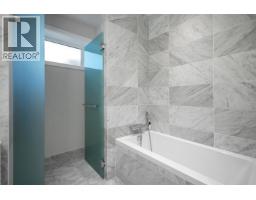 2997 Burfield Place, West Vancouver, BC V7S0A9 Photo 18