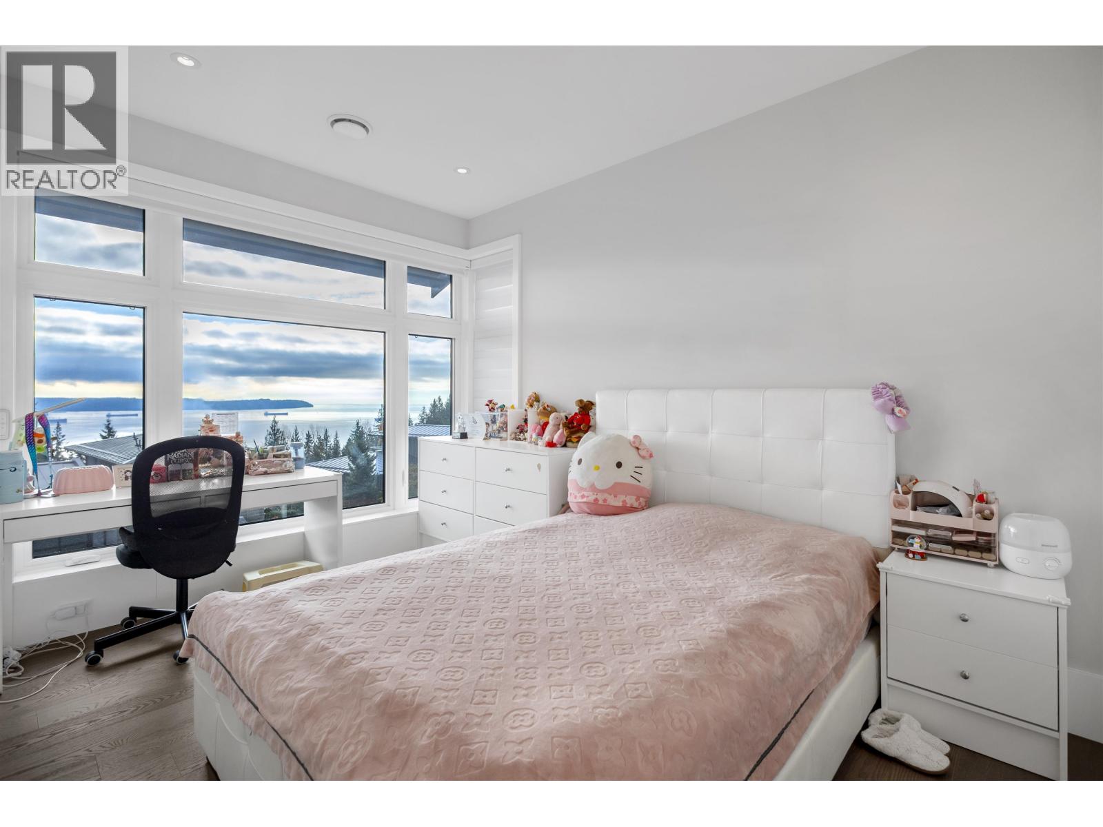 2997 BURFIELD PLACE, West Vancouver