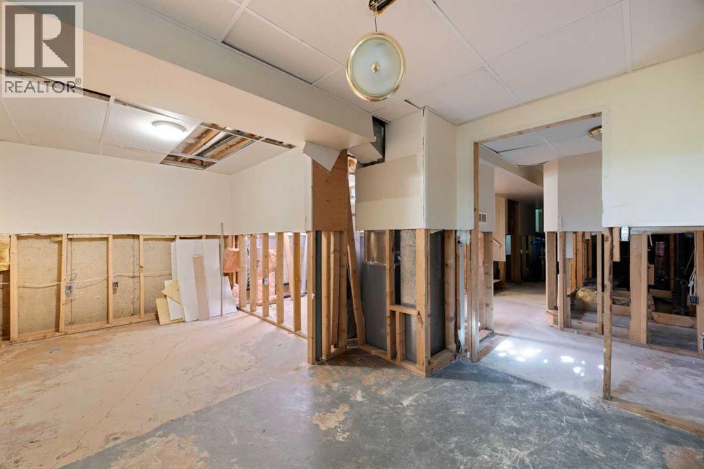 9907 GORDON Avenue, Fort McMurray