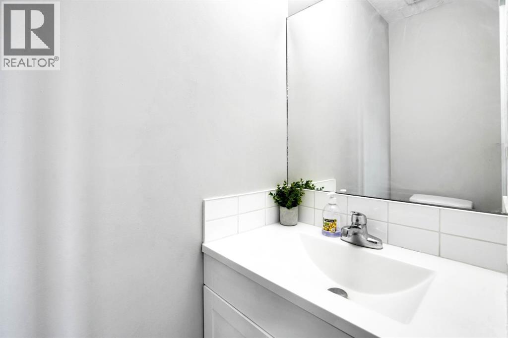 Single Family House for Sale in  Castlebrook Road NE Castleridge Calgary 