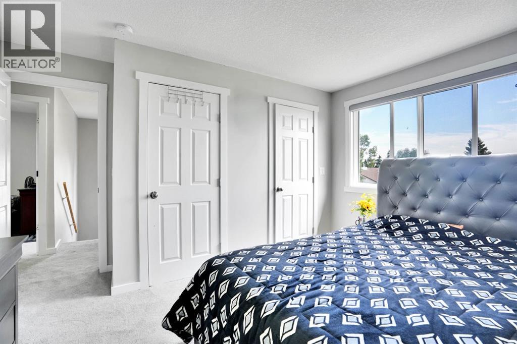 Single Family House for Sale in  Castlebrook Road NE Castleridge Calgary 